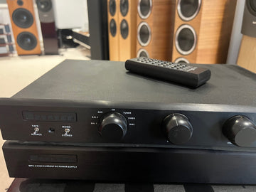 Bryston BP26 & Matching MPS-2 High Current Power Supply, EX-DEMO Black