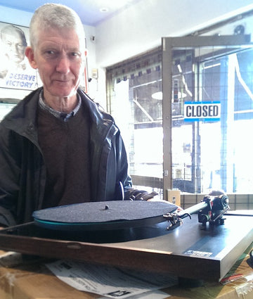 A turntable encounter