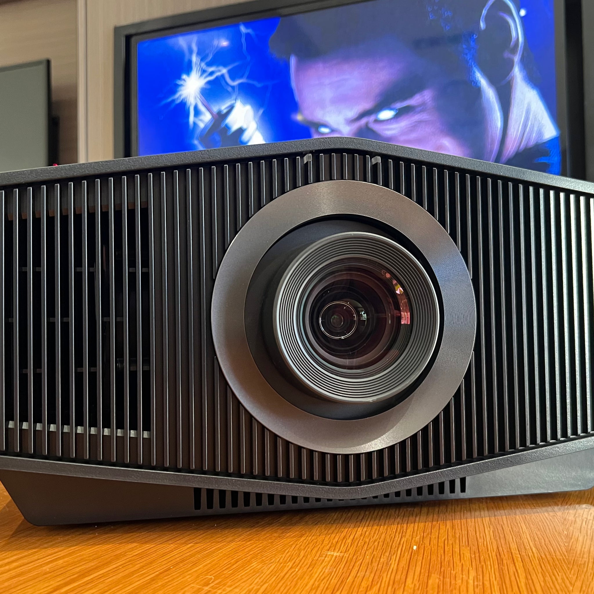 Sony VPL-XW7000ES laser projector EX-DEMO