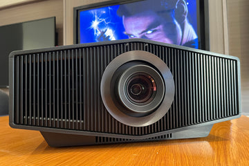 Sony VPL-XW7000ES laser projector EX-DEMO