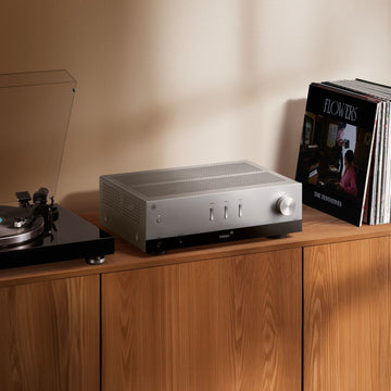 Yamaha R200A Stereo FM/DAB+ Receiver with Bluetooth
