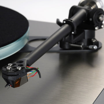 Rega Planar 6 RS Turntable
