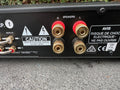 Outstanding quality of the speaker wire terminals on the amplifier