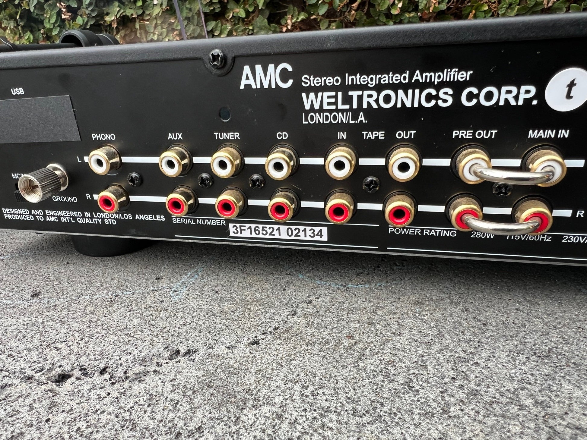 note the gold plate and pre-main connectors!