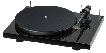 Pro-Ject Debut Carbon Classic with 2M red (Debut E Carbon), Turntable
