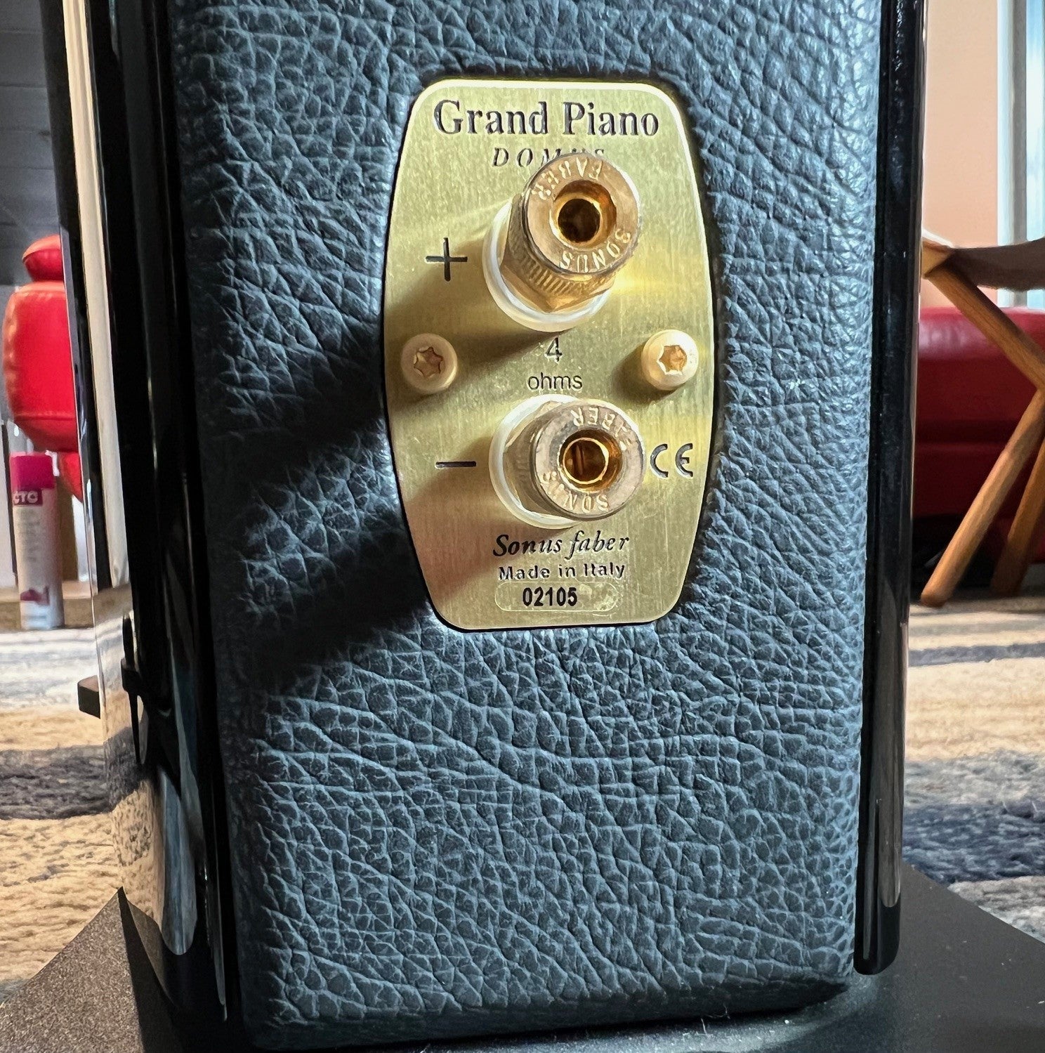 Sonus Faber Domus Grand Pianos, Black Floorstanding Speakers TRADE