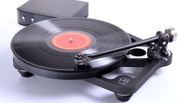 Rega Planar 8 Turntable