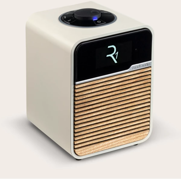 Ruark R1 Mk4 Tabletop Radio ... oh so very British