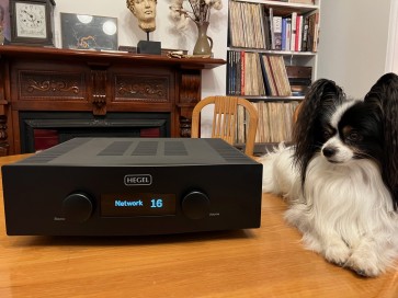 Hegel H390 Streaming Integrated amplifier